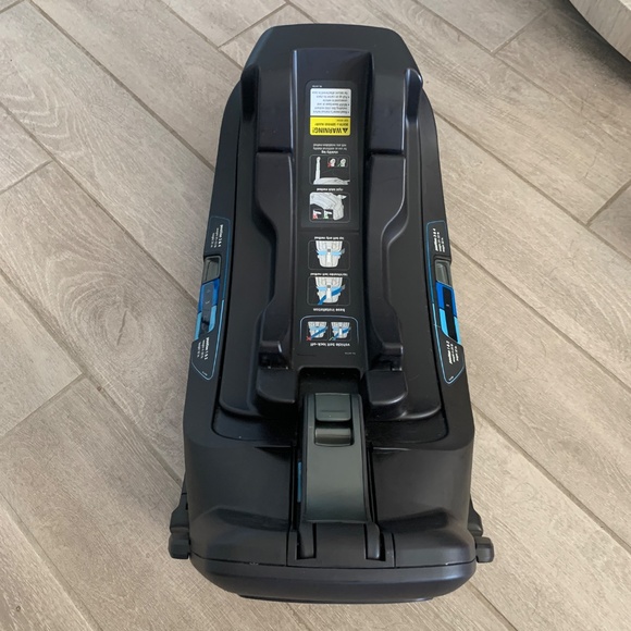 NUNA Pipa RX Car Seat Base - Picture 3 of 3